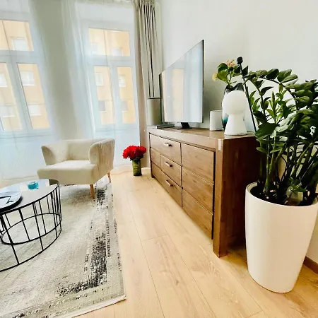 Colorful&Quiet Apartment in Beautiful Viennese Building Extérieur photo